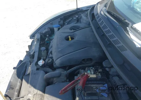 2015 Hyundai Elantra Se из США, поврежденный, VIN 5NPDH4AE9FH580260